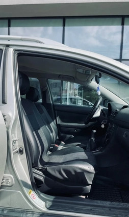 Toyota Avensis cena 7200 przebieg: 307274, rok produkcji 2004 z Kielce małe 92